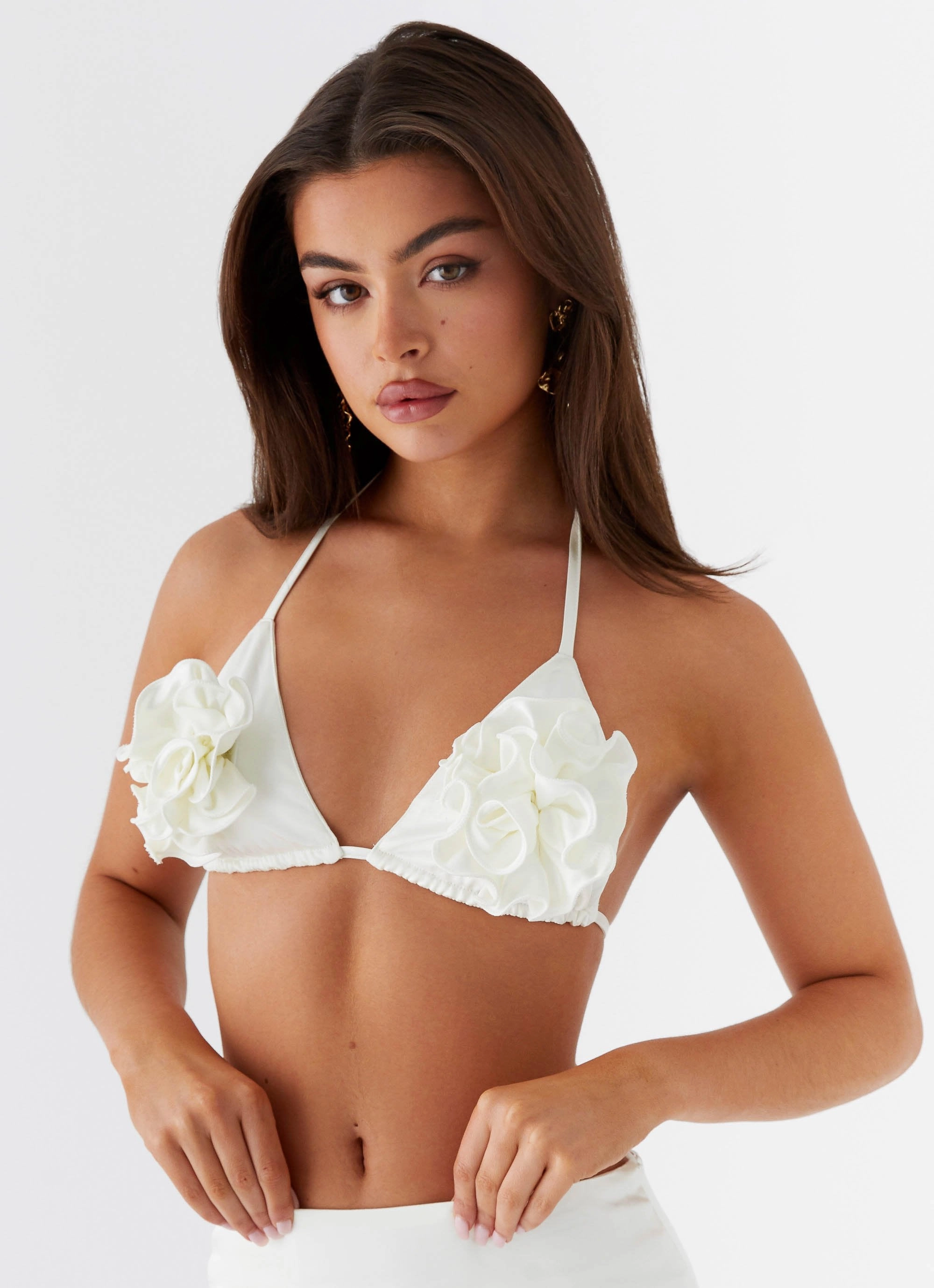 Street Mode Relaxed-fit Rosette Brallete - Ivory