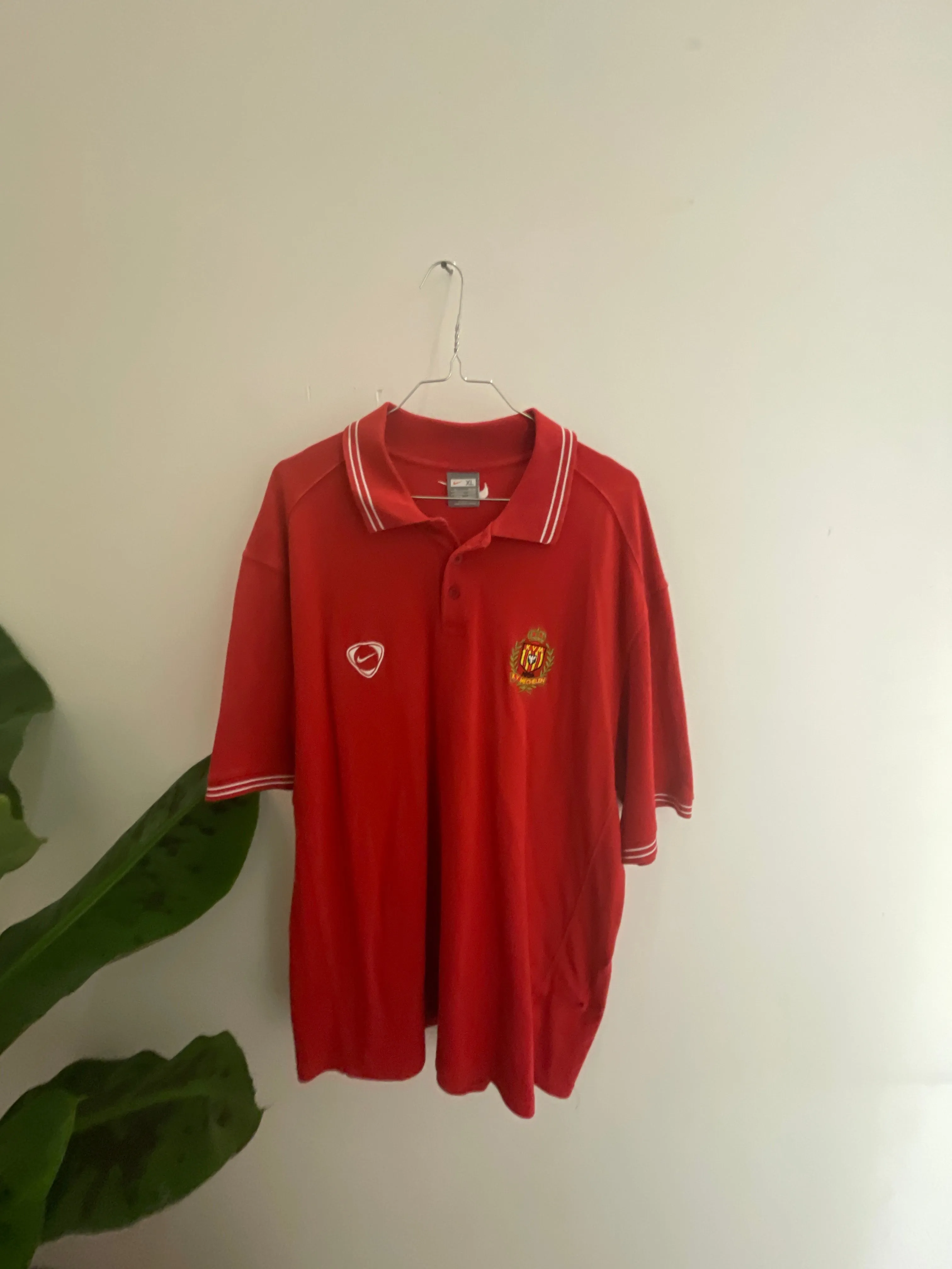 Vintage red nike regular fit xlarge polo shirts
