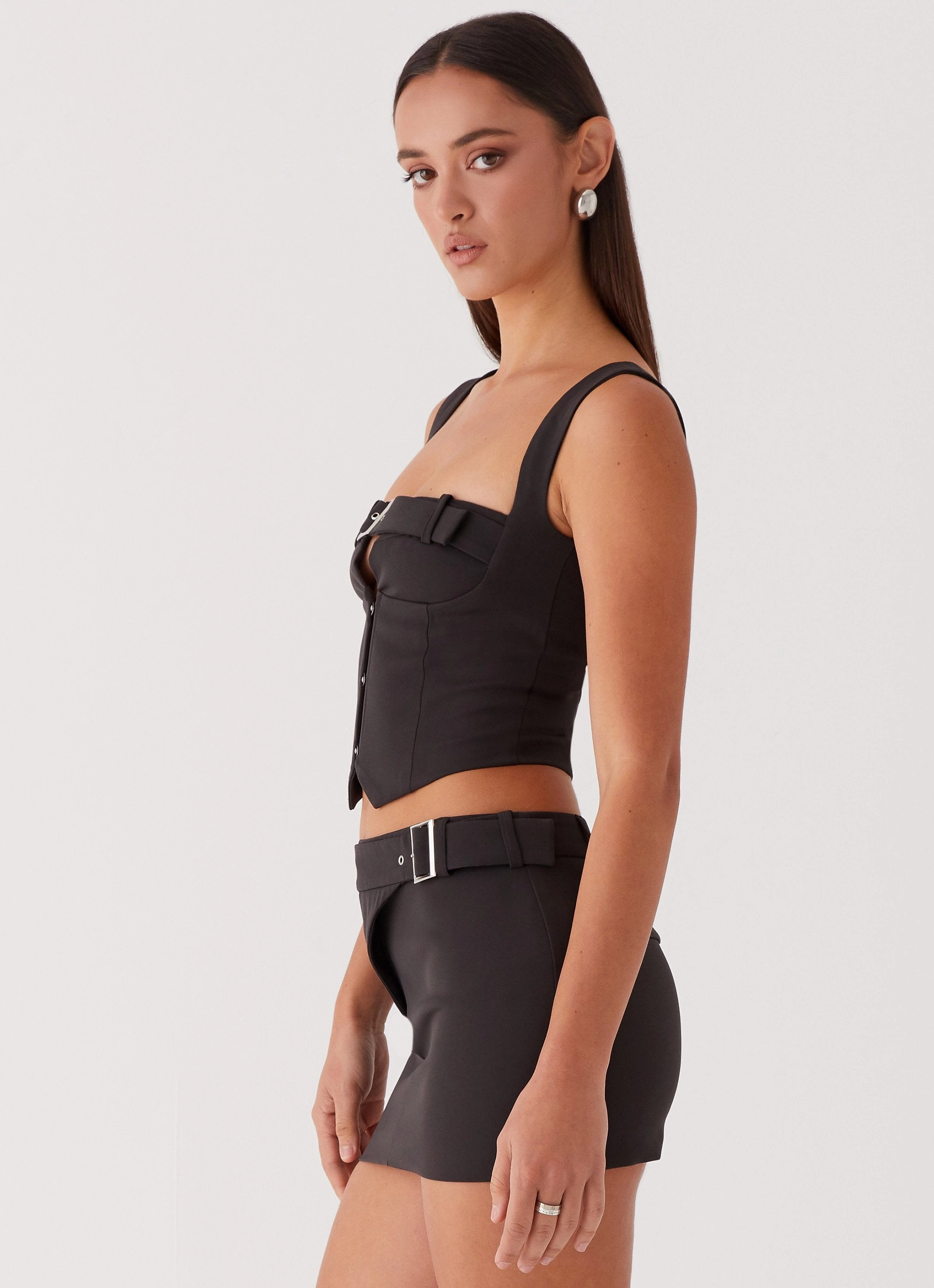 Full Coverage Fit HypoallergenicFabric Walk On By Belt Top - Black