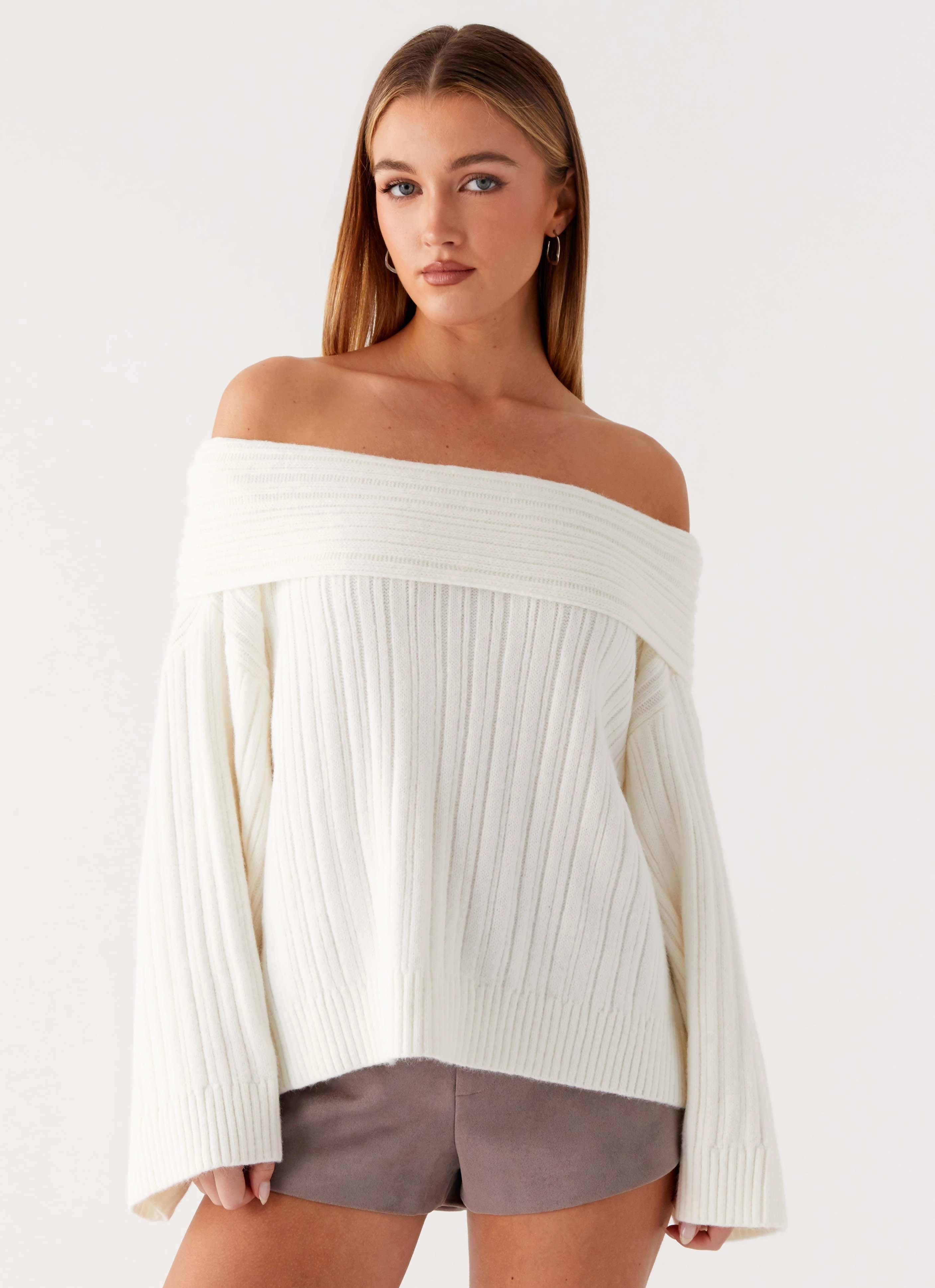 Rubberized grip Comfort Cushion Neckline Federica Off Shoulder Knit - White