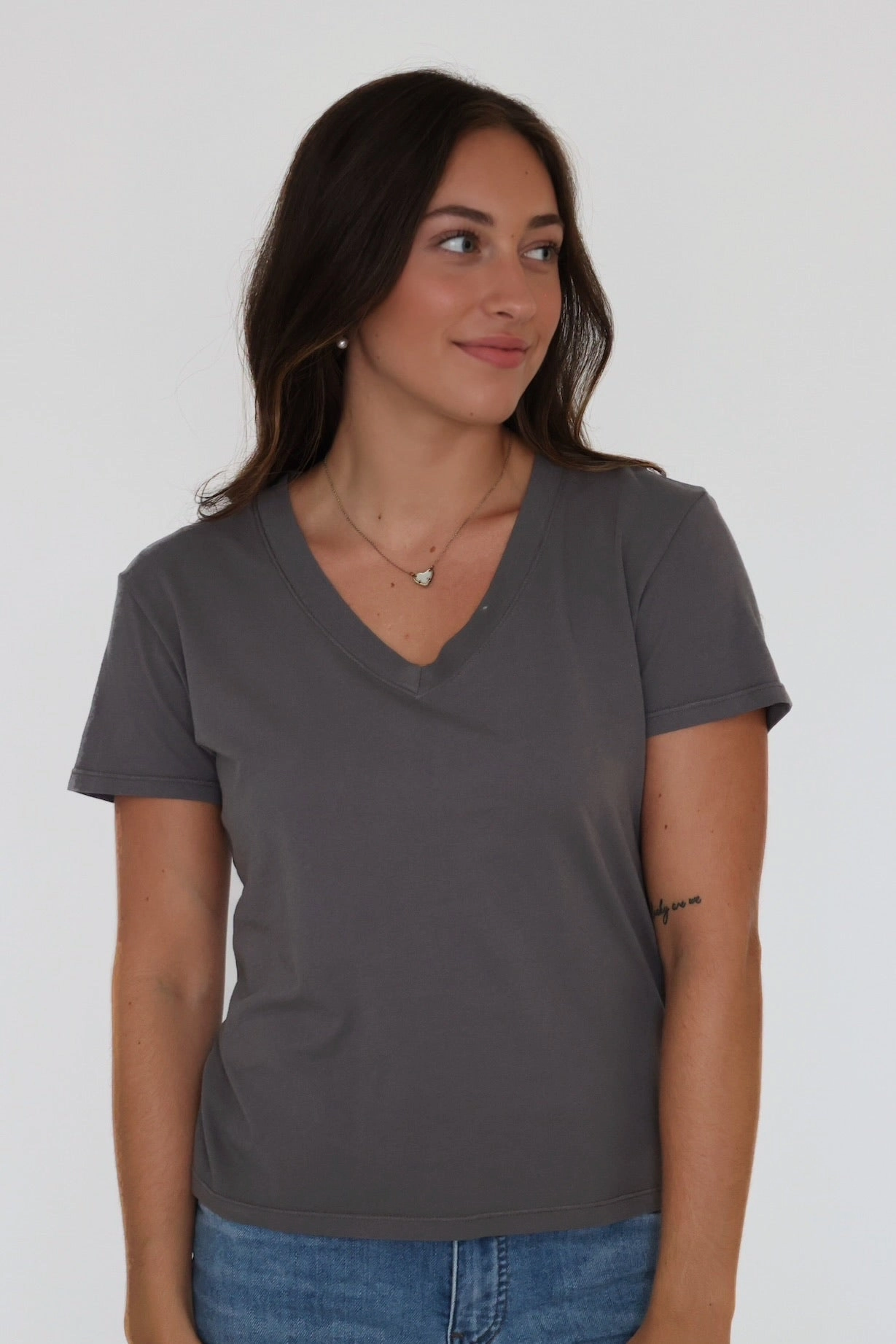Resilient Elasticity QuickRelease Weekdays V-Neck Tee