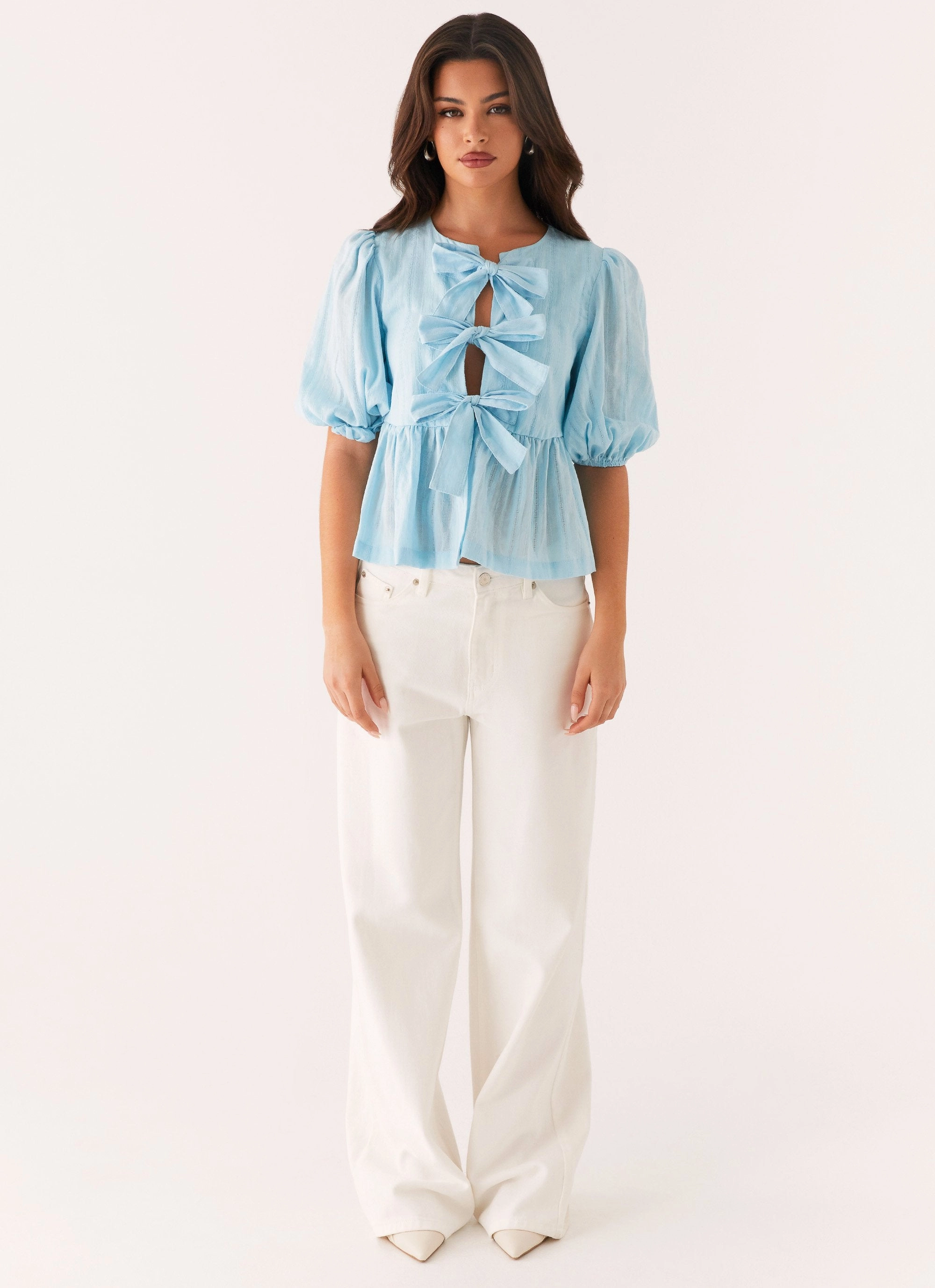ArticulatedElbowShaping Western Wind Tie Top - Blue