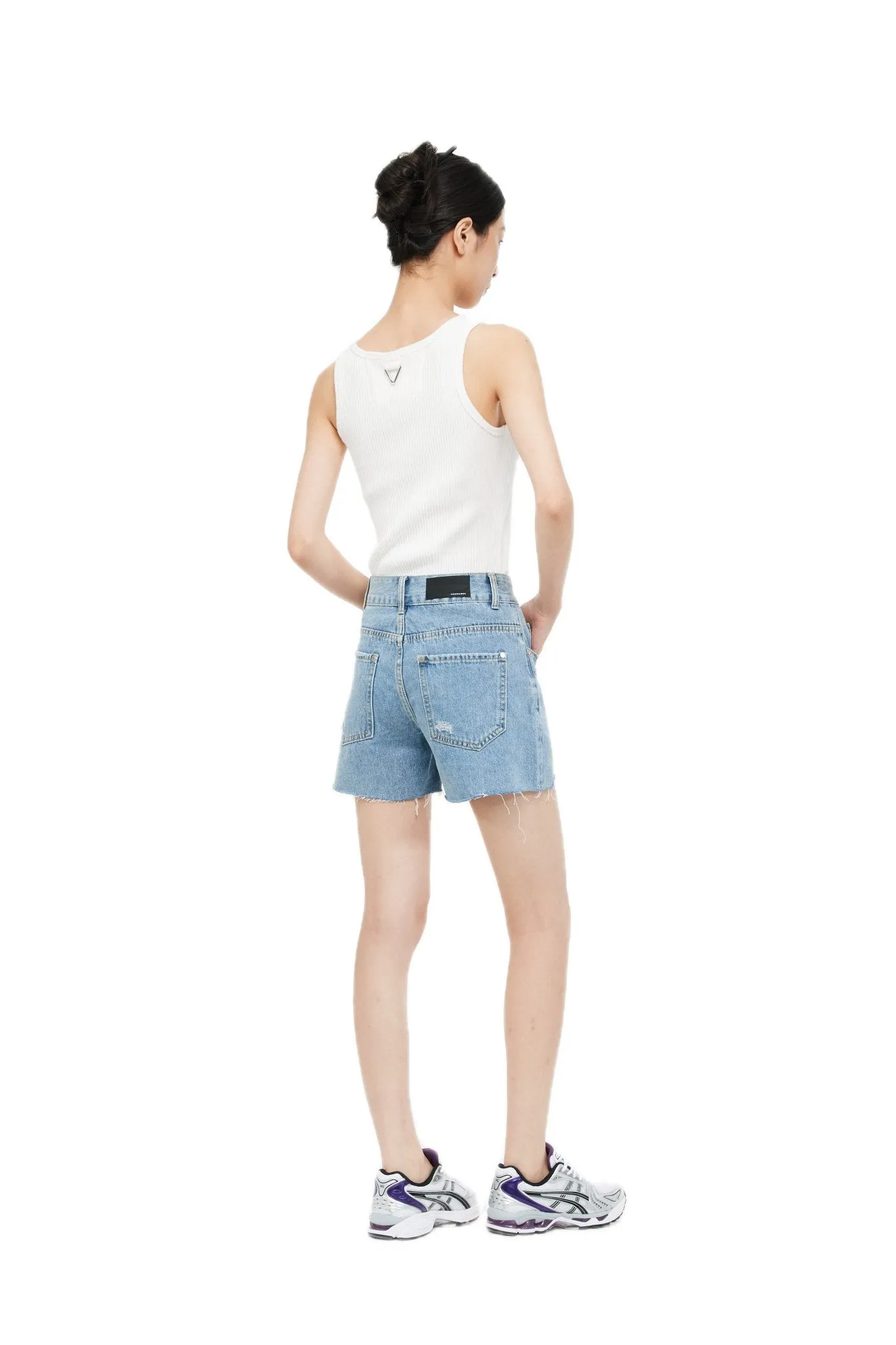 White Customized Inverted Triangle Buckle Rib Tank Top