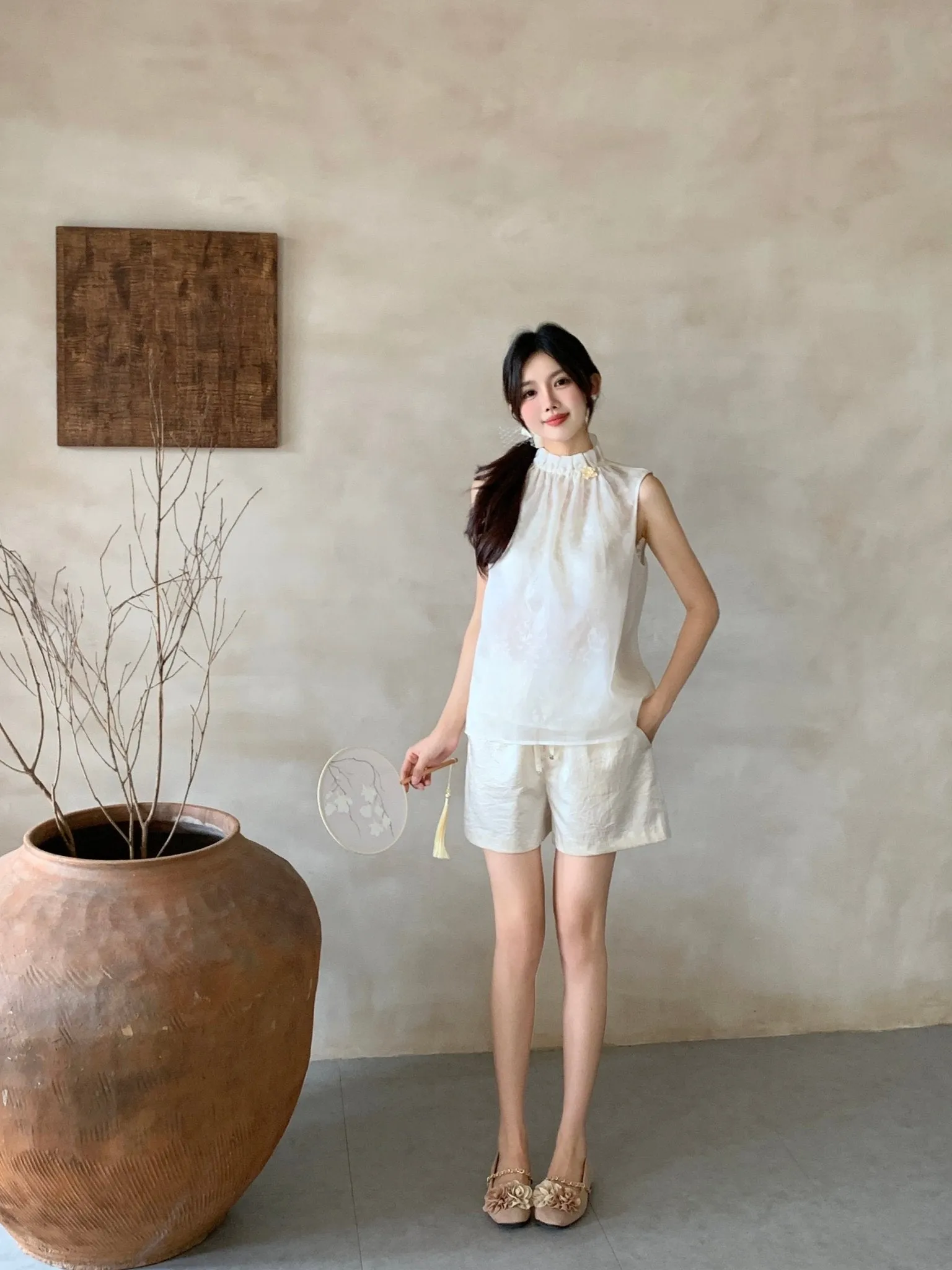 White Ruched Stand Collar Vest