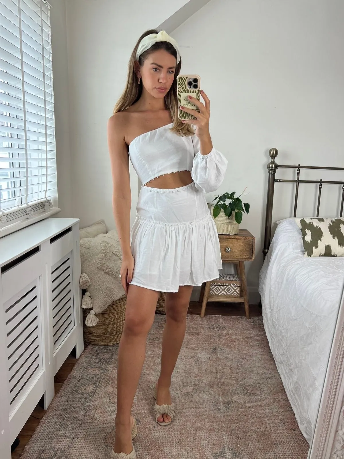 Nia One Shoulder Mini Dress / White Modest Light