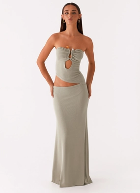Relaxed fit wear Fresh Outfit Wild Roses Maxi Dress - Sage