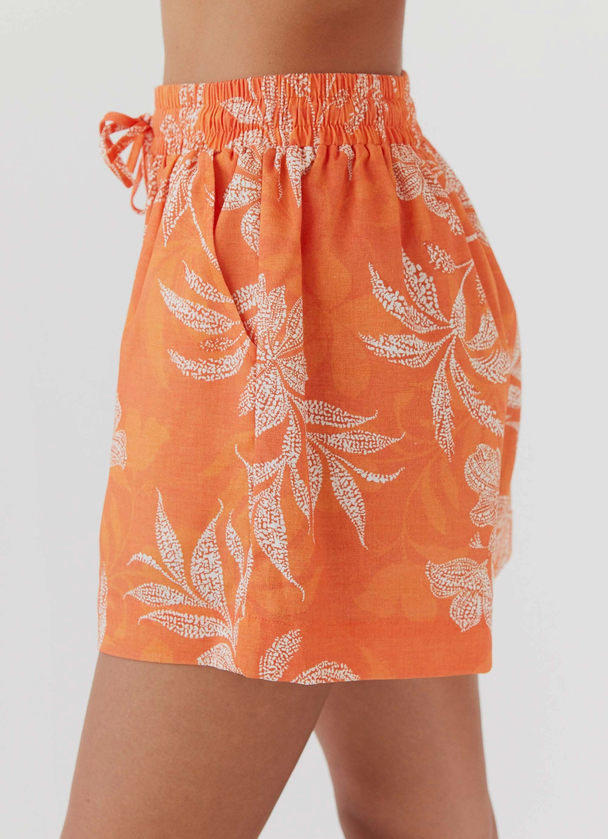 Layered Collar Design Sweet Relief Linen Shorts - Tropic Sunset