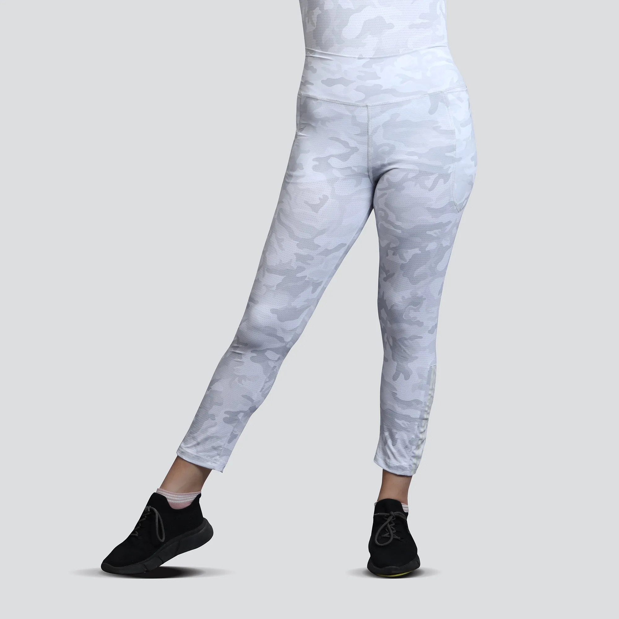 Women's Camo Workout Pants, High-Waisted Stretchable Yoga Leggings - White