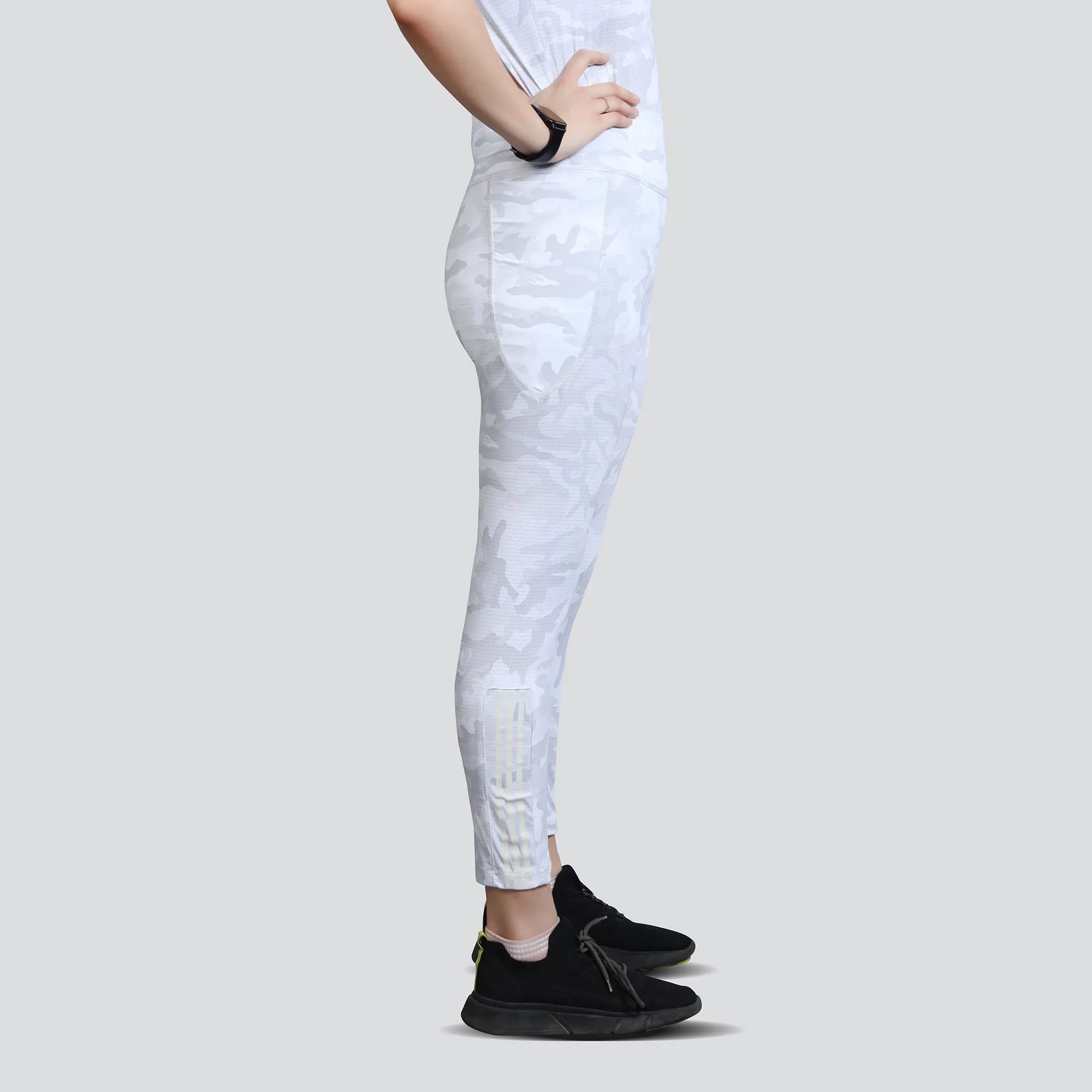 Women's Camo Workout Pants, High-Waisted Stretchable Yoga Leggings - White