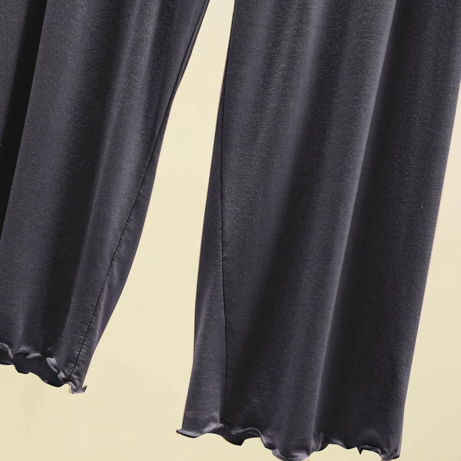 Women's Pajamas Set Short Sleeve Top and Shorts Pants Lightweight Sleepwear Comfy Pjs Lounge Set Summer Loungwear