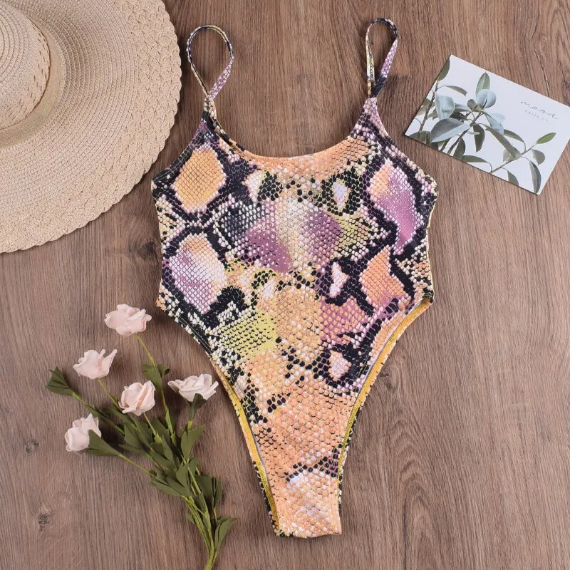 Women's Summer Polyester One-Piece Swimsuit With Snake Print