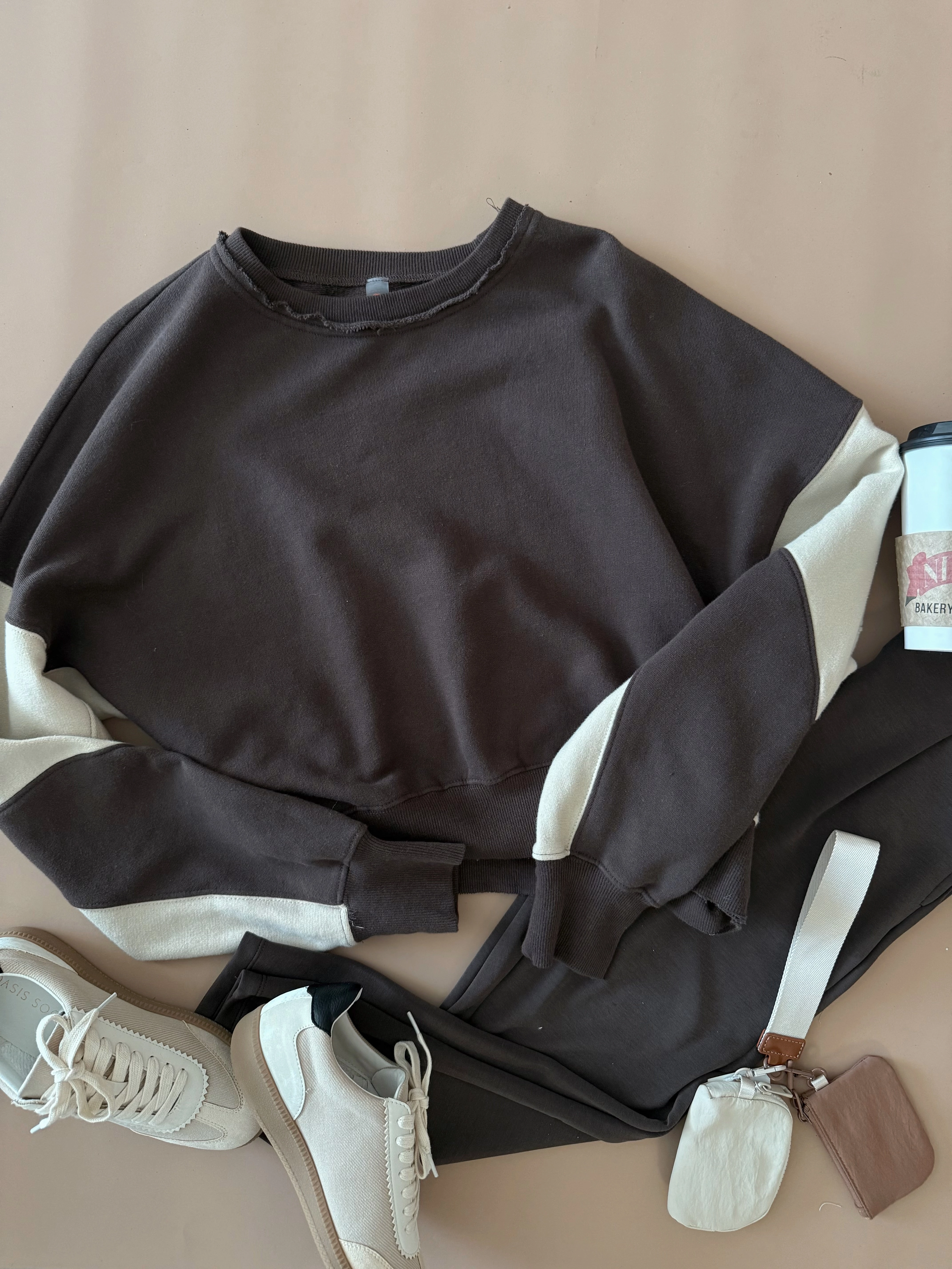 Vintage Vibes Sweatshirt Adjustable drawstring HighStretchElastic