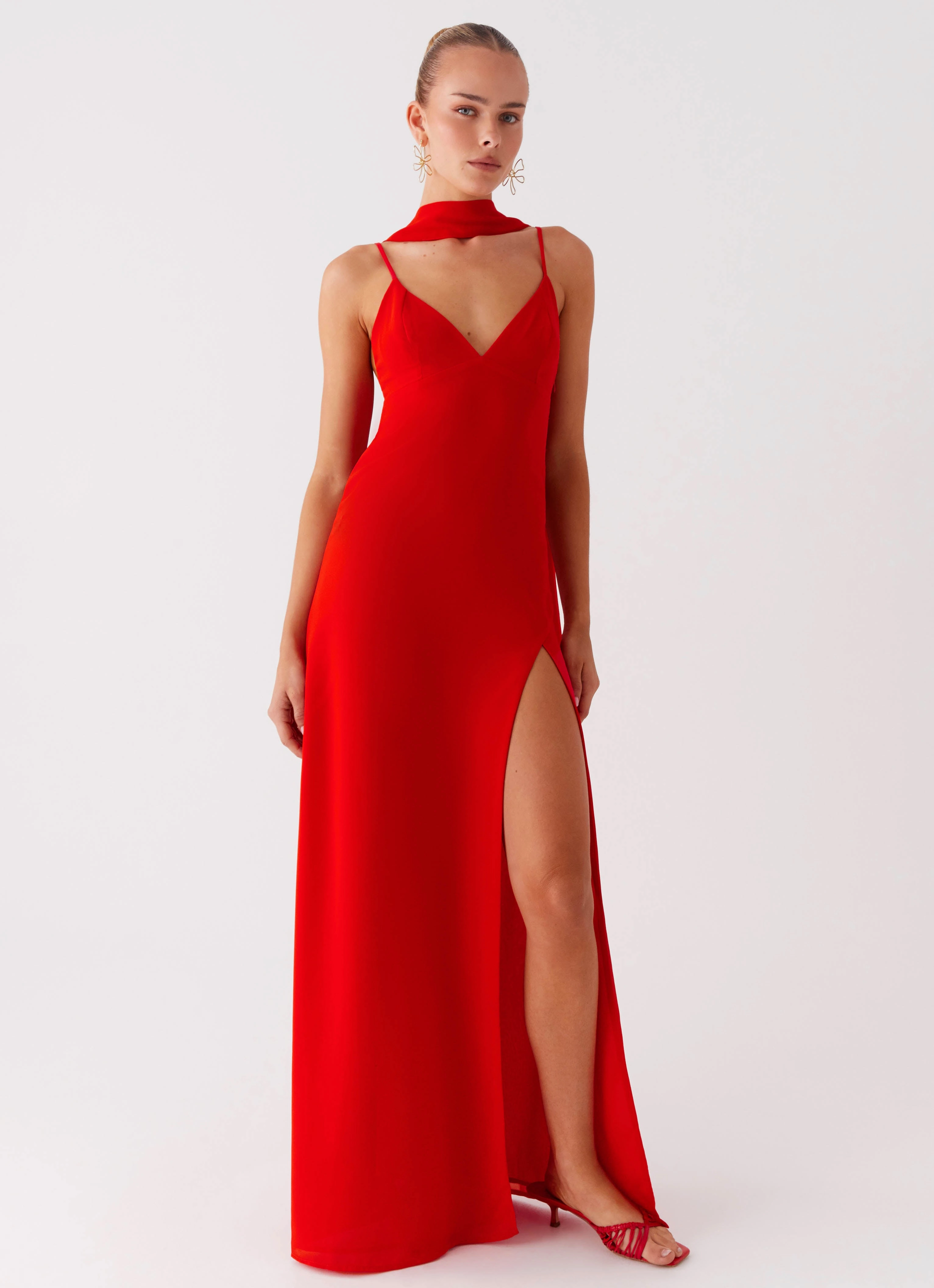 Polished look dress Sequin-Detail Yorke Scarf Maxi Dress - Raspberry Red