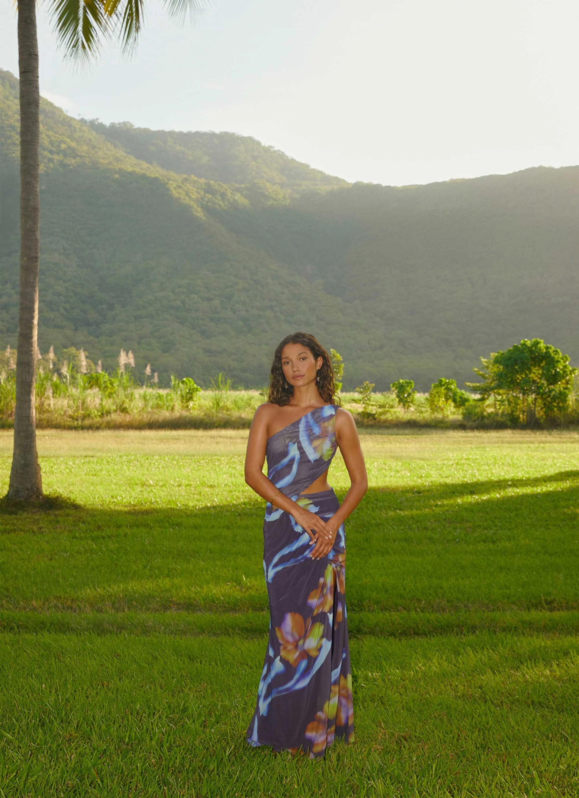 Warm Touch Perfect Style Zanzibar Maxi Dress - Dark Floral