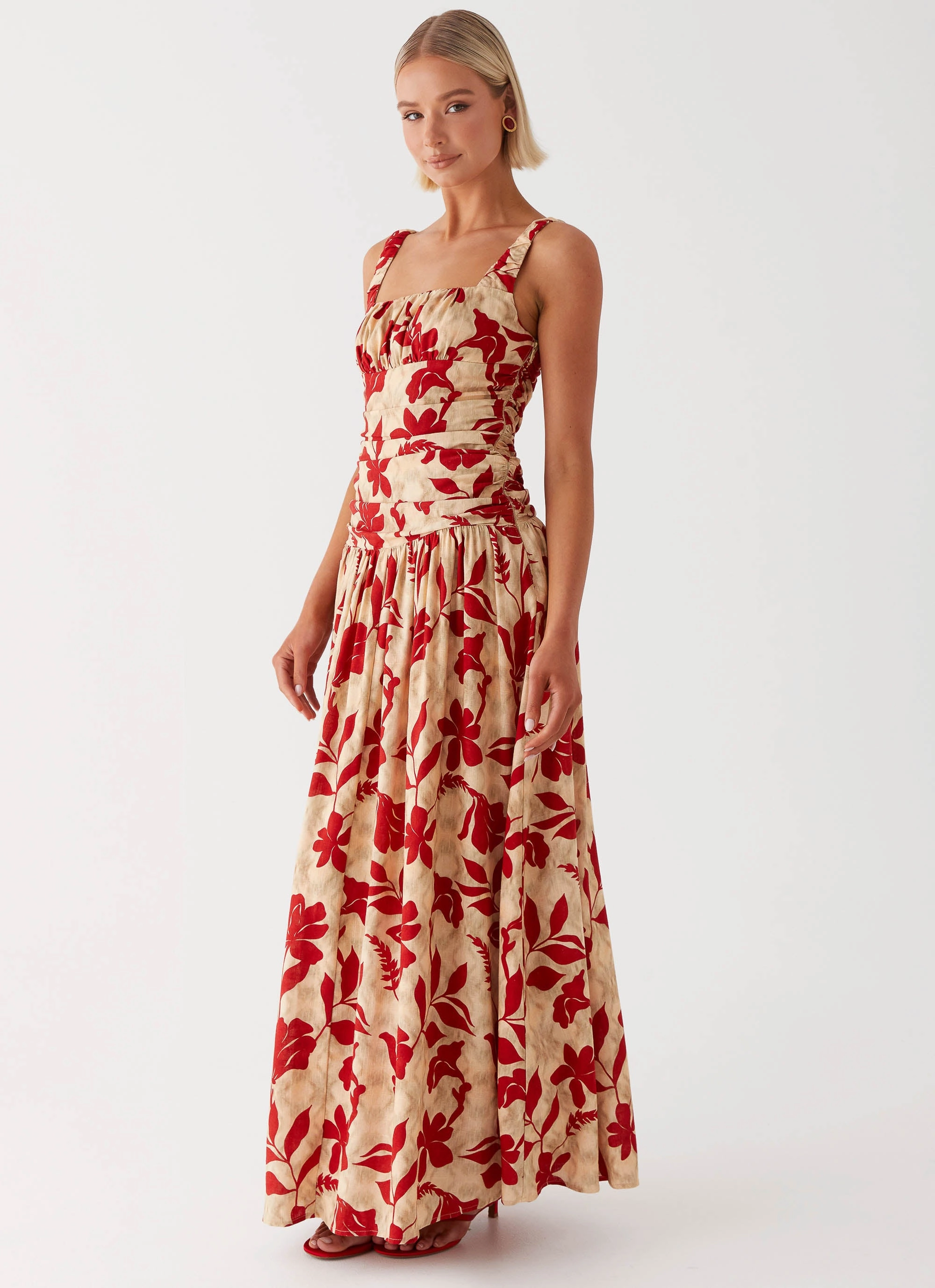 Zinna Linen Maxi Dress - Red Sharp Design Trend Texture